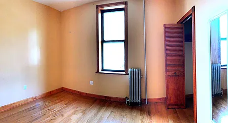 Rented by Rapid Realty Cobble Hill