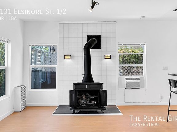 3rd image of 2131 Elsinore St #1/2