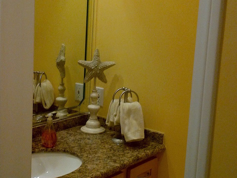 downstairs half bathroom