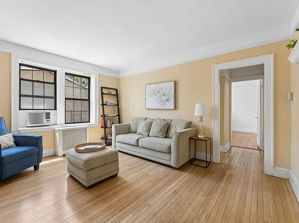 6812 Burns St APT A3, Forest Hills, NY 11375