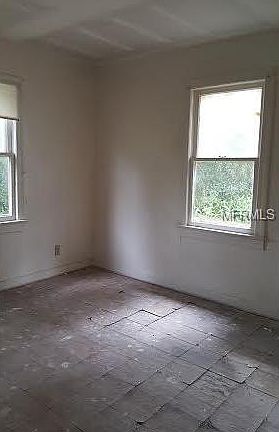 5th image of 4045 Coquina Ave