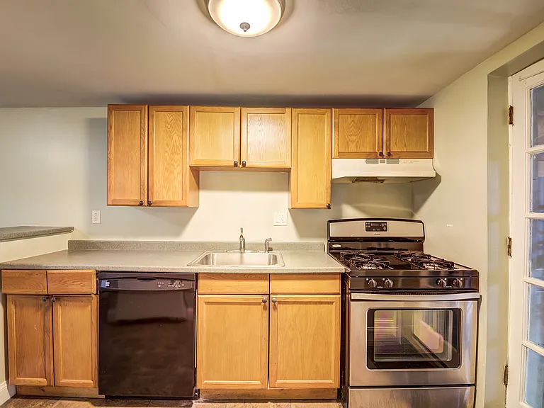 4008 Illinois Ave NW #B — Photo 12