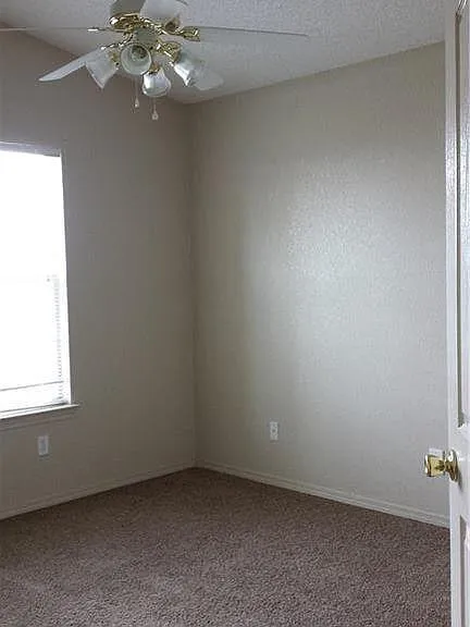 4541 Joseph Rodriguez Dr — Photo 5
