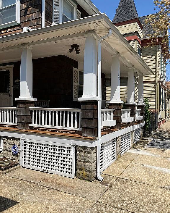 2nd image of 55 New York Ave