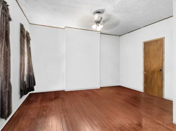 377 Mac Donough Street image 5 of 8