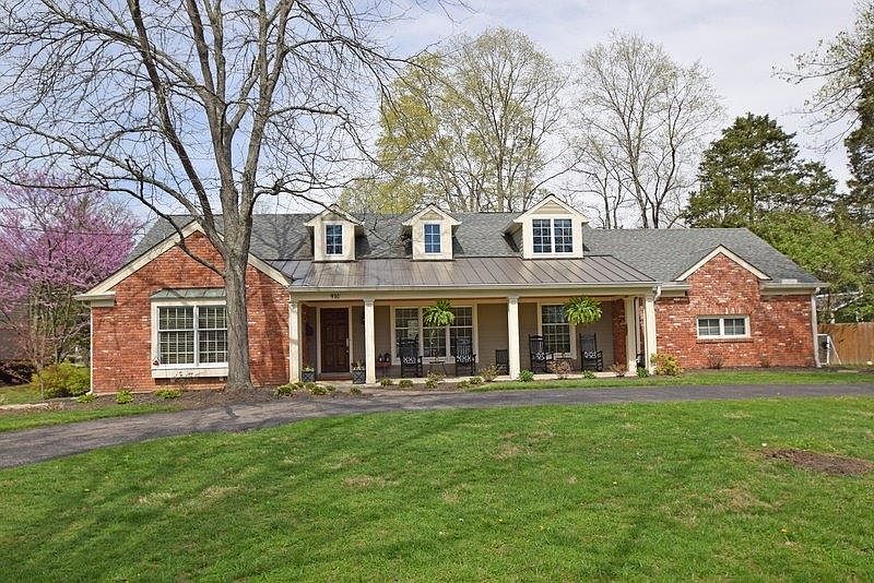 1st image of 910 Princeton Dr