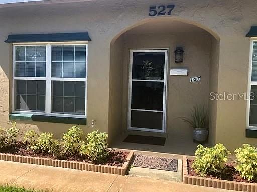 1st image of 527 ETNA COURT #107