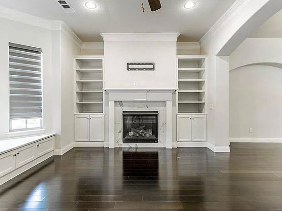 2nd image of 2677 Sherwood Dr