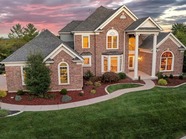 17975 Bonhomme Ridge Ct, Chesterfield, MO 63005