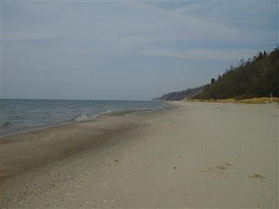 3rd image of 27 Highfield Beach Dr
