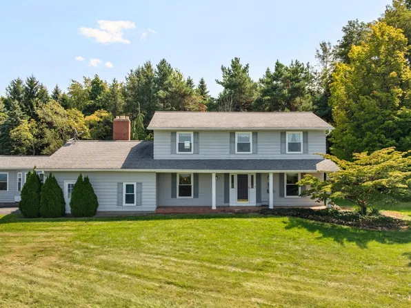 8549 Gulf Rd, North East, PA 16428