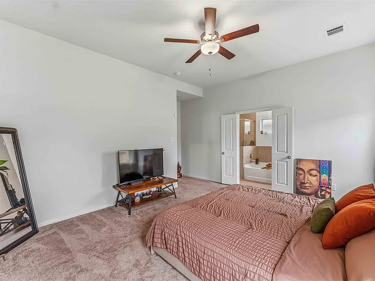 7954 Cypress Country Dr — Photo 16