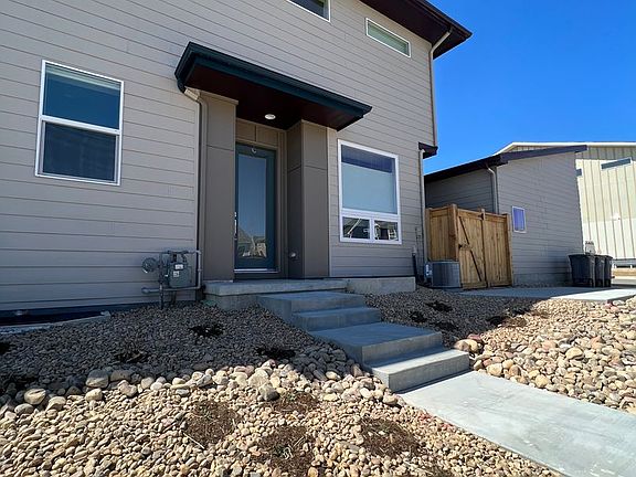 2nd image of 751 Cristo Ln #C
