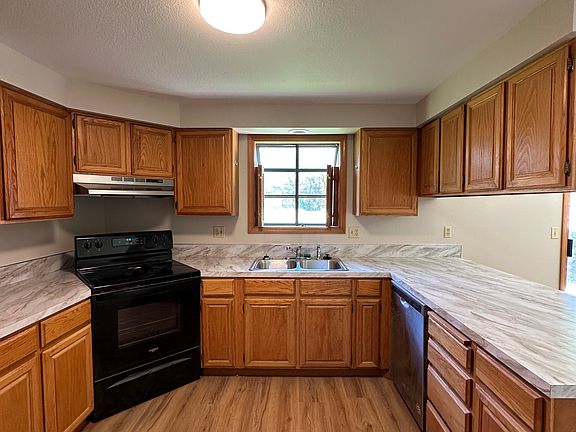 2nd image of 10789 W Hiawatha Dr