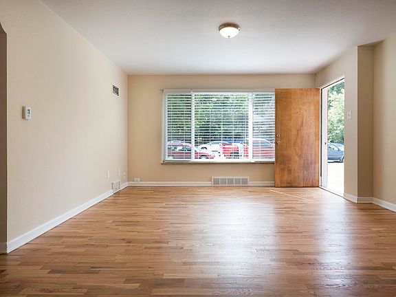 4th image of 730 19th St