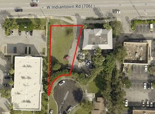 17500 Thrush Dr, Jupiter, FL 33458