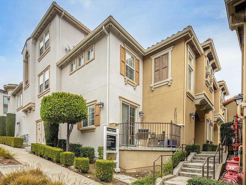 1st image of 388 Adeline Ave APT 3