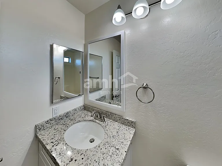 2315 S Ananea — Photo 15