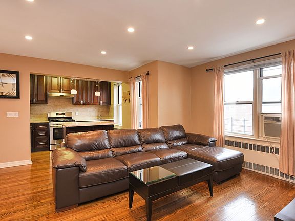 4th image of 67-07 Yellowstone Blvd APT 6B
