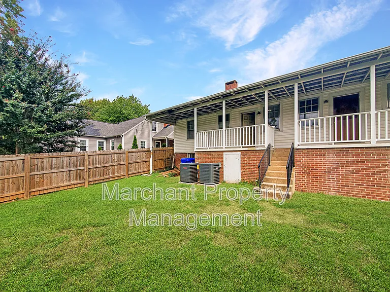 11B Harrington Ave — Photo 21