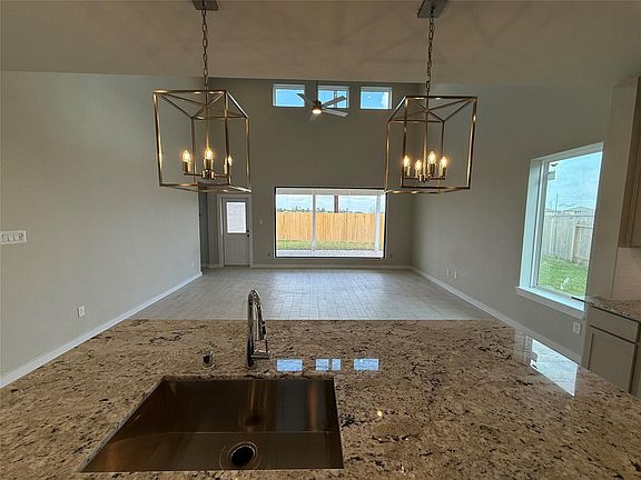 3rd image of 607 Yard Master Trl