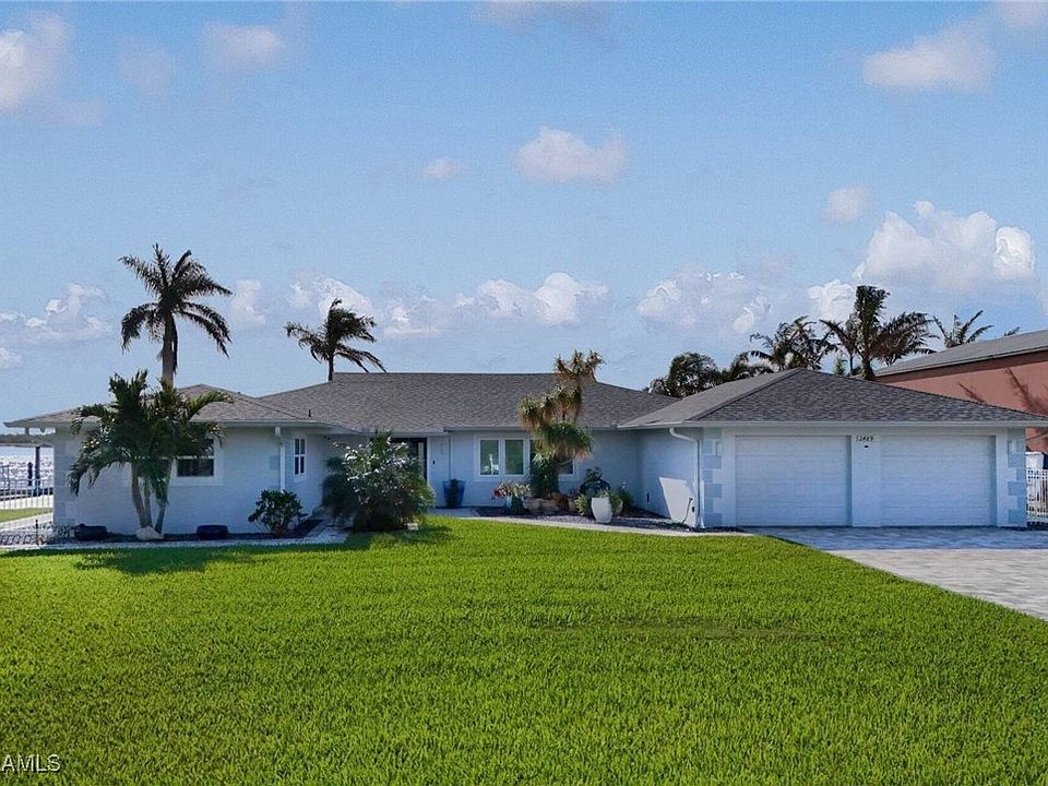 1st image of 2489 8th Ave