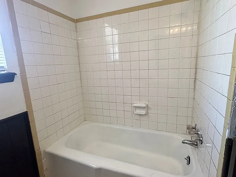 4016 SE 48th St — Photo 44