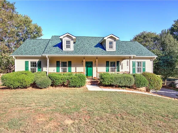 32 Cliffhanger Pointe SW, Cartersville, GA 30120