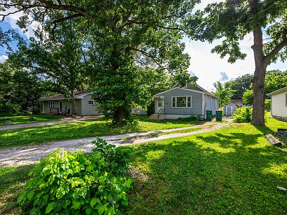 2nd image of 123 Picnic St
