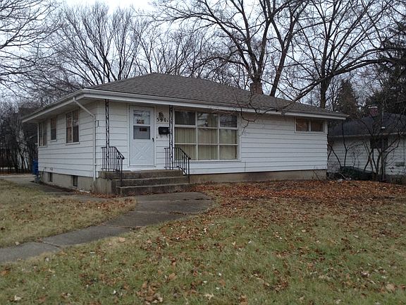 Corner lot, street view
