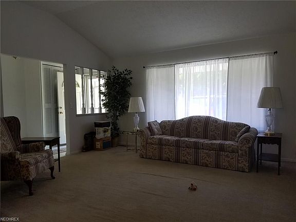 5th image of 5785 Dorothy Dr