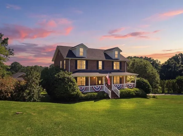113 N Pond Ct, Greenwood, SC 29649