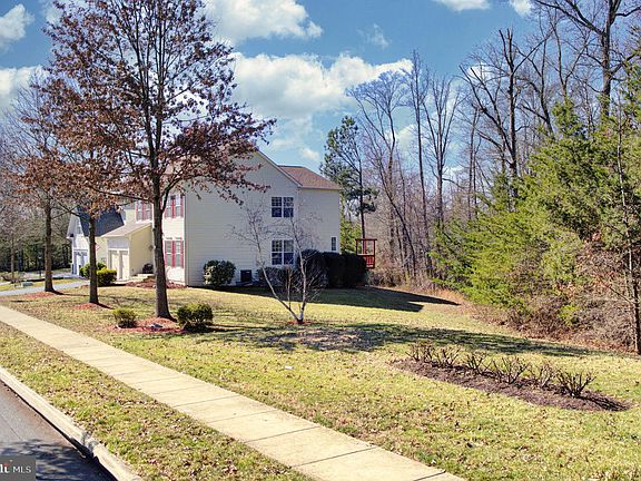 2nd image of 15554 Kelley Farm Ct