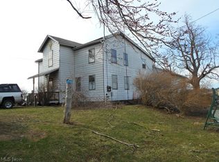 Clark Rd, Enon Valley, PA 16120