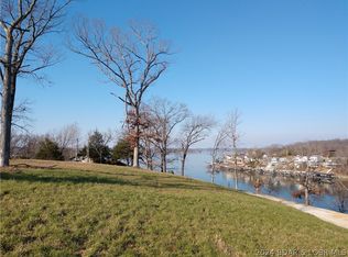 2 Los Breezes Cir, Rocky Mount, MO 65072