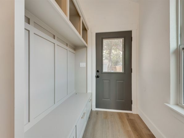 Additional property image - 617 S Montreal Ave, Dallas, TX 75208