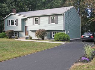 48 Azarian Rd, Salem, NH 03079