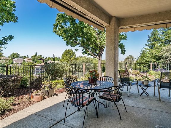 3rd image of 2431 Horseshoe Ct