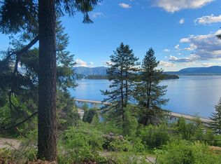 Nka Highland Ave, Hope, ID 83836