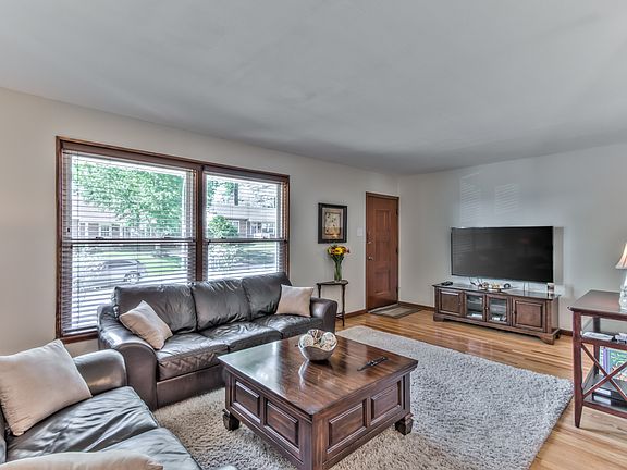5th image of 7338 Leona St
