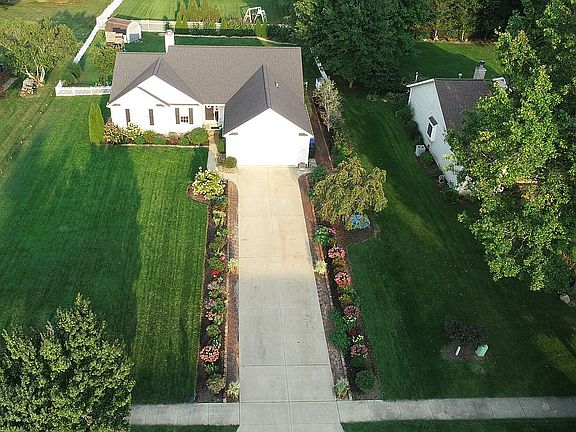 3rd image of 3260 Forestmeadow Dr