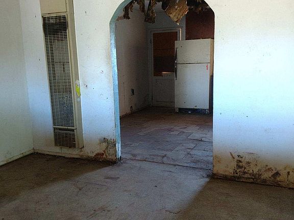 5th image of 208 N 3rd St