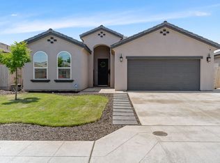 1183 Bristlecone Dr, Madera, CA 93638