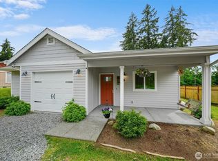 9120 Johnson Rd, Anderson Island, WA 98303