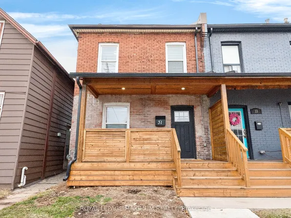 31 Campbell Ave, Hamilton, ON L8L 2M9