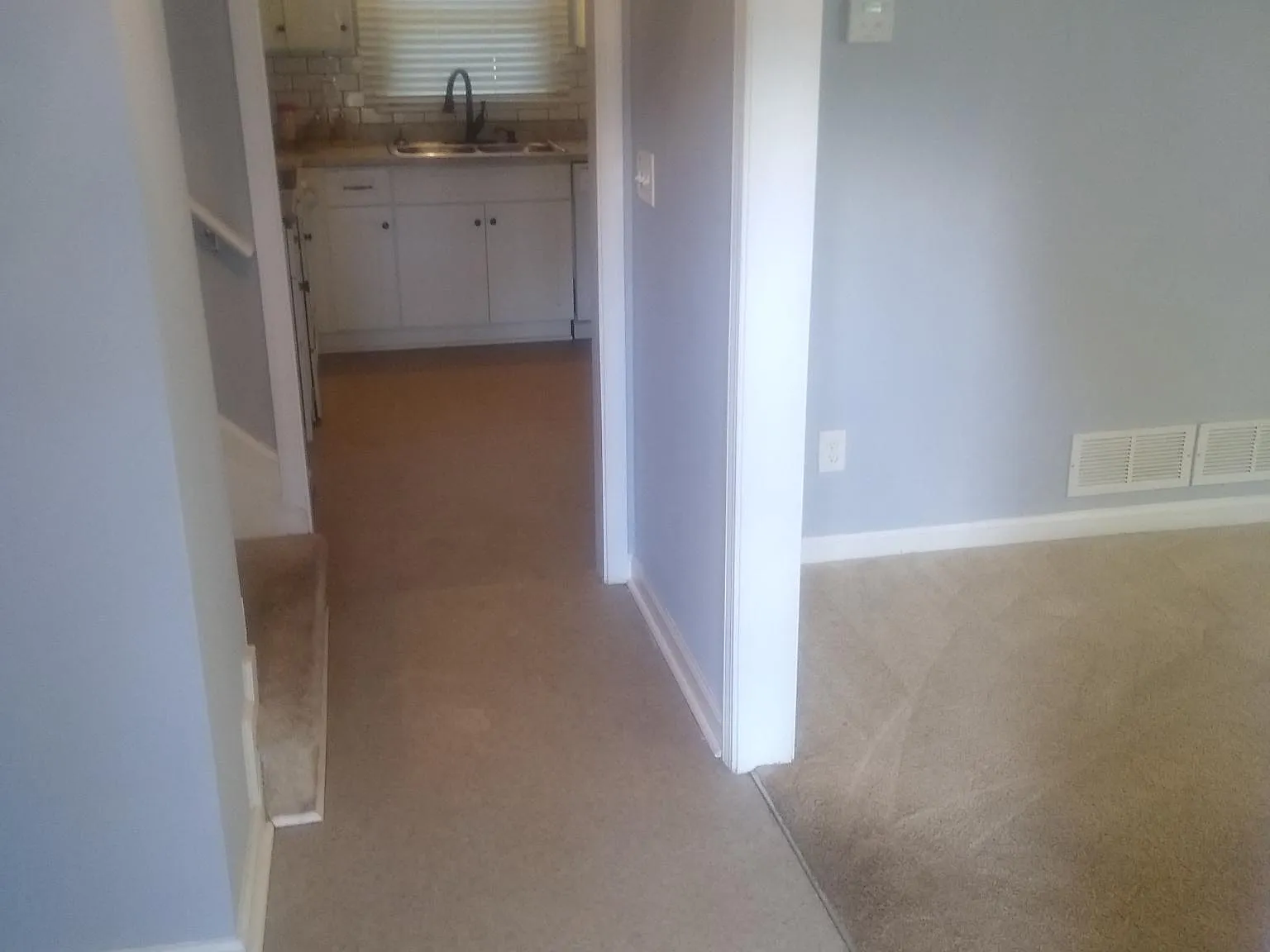 3 bed, 1.5 bath, 1549 sqft, $1,800 — Photo 3