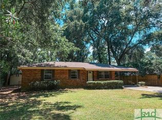 527 Red Oak Dr, Savannah, GA 31419