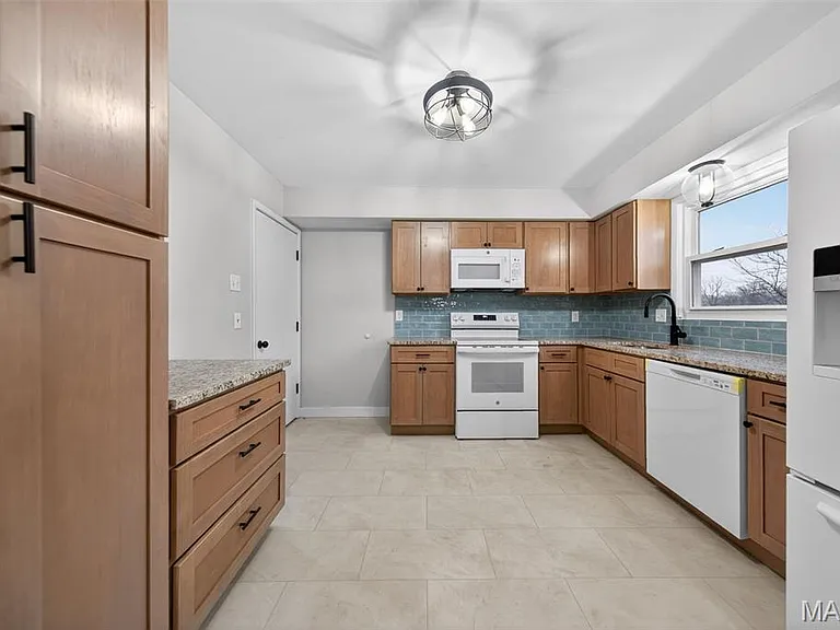 67 Strecker Rd — Photo 32