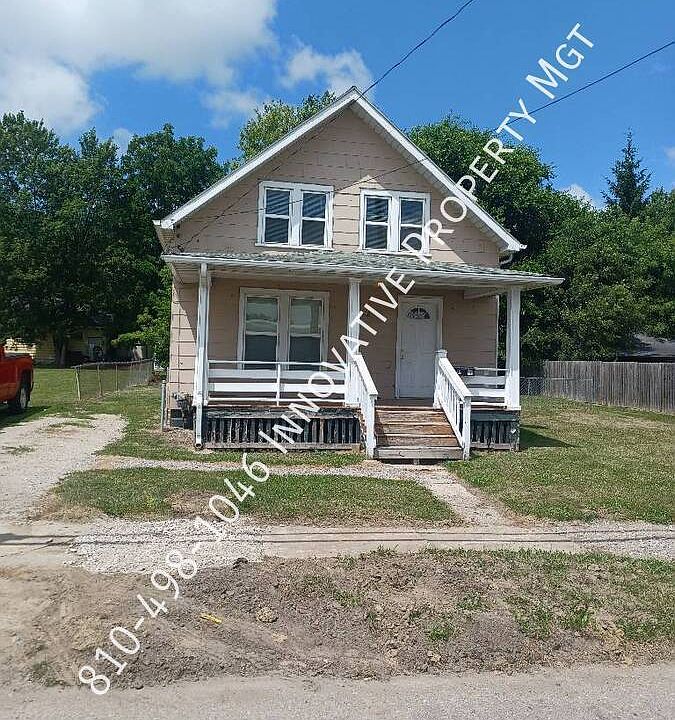 1st image of 3012 S Grand Traverse St