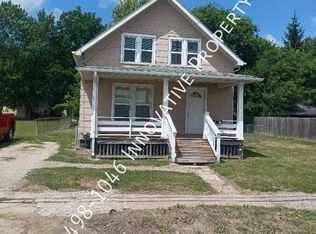 3012 S Grand Traverse St, Flint, MI 48507